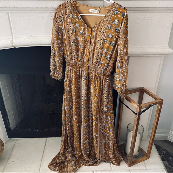 SOLD🖤Roolee maxi dress - Picture 3 of 7